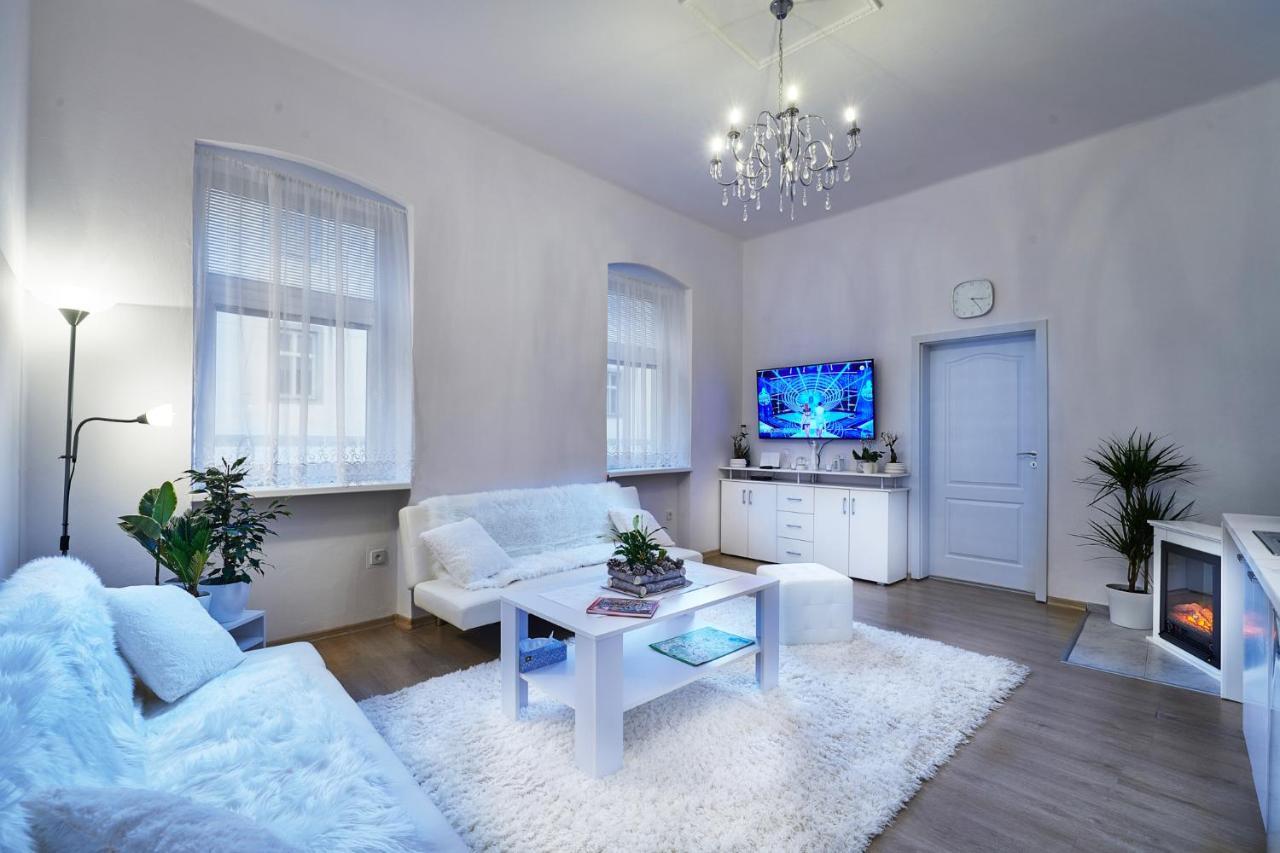 Apartmán BB centrum Banská Bystrica Esterno foto