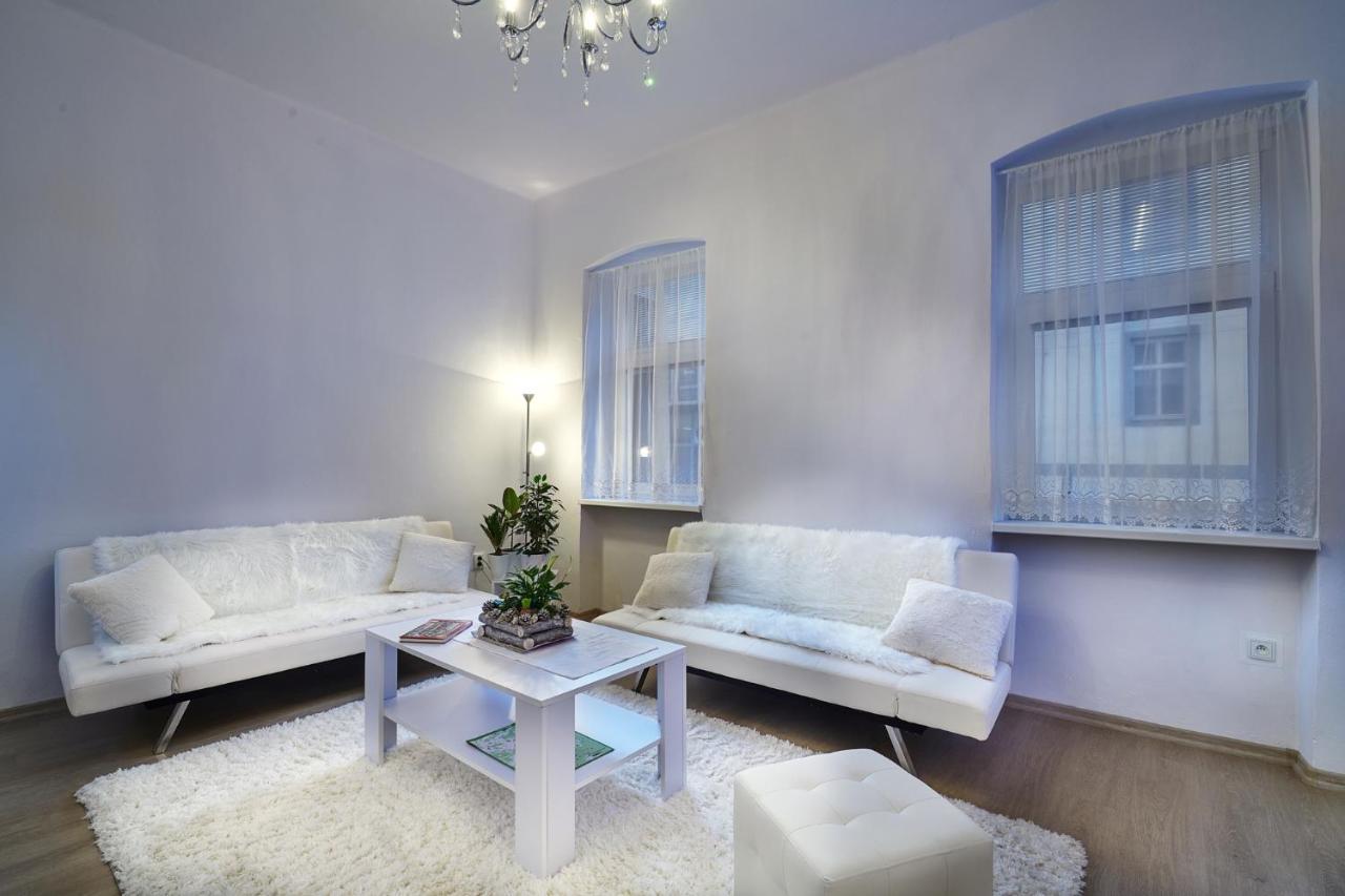 Apartmán BB centrum Banská Bystrica Esterno foto